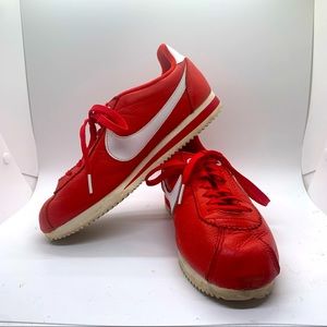 Nike x Stranger Things Leather Red 4th of July Cortez. Size 6.5M. Pre-Owned.